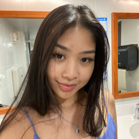 Meet your Posher, Hannah - Picture 1 of 1